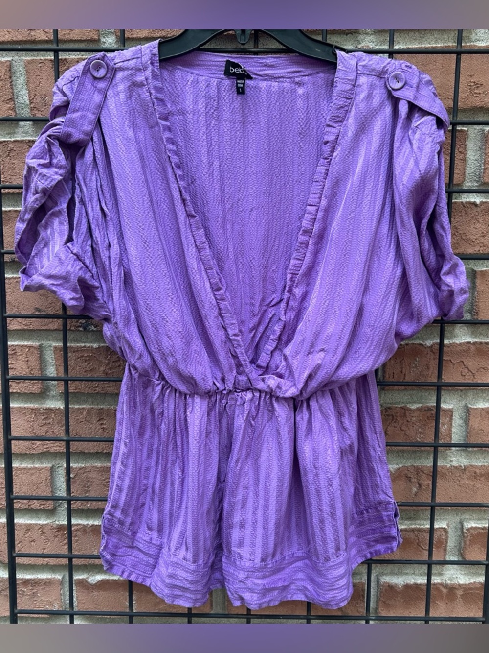 bebe Purple Textured V-Neck Peplum Blouse 100% Silk